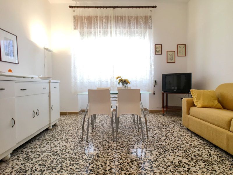 photo 6 Owner direct vacation rental Ugento - Torre San Giovanni appartement Puglia Lecce Province Sitting room