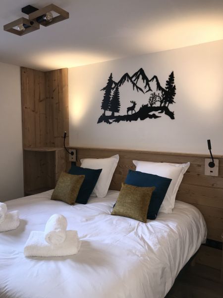 photo 5 Owner direct vacation rental Praz de Lys Sommand chalet Rhone-Alps Haute-Savoie bedroom 2