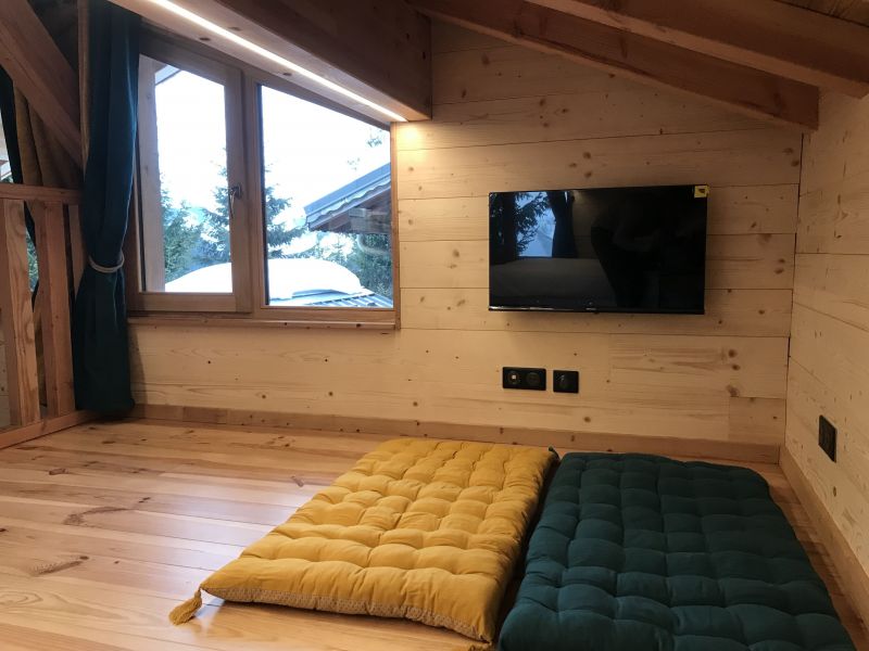 photo 12 Owner direct vacation rental Praz de Lys Sommand chalet Rhone-Alps Haute-Savoie Mezzanine