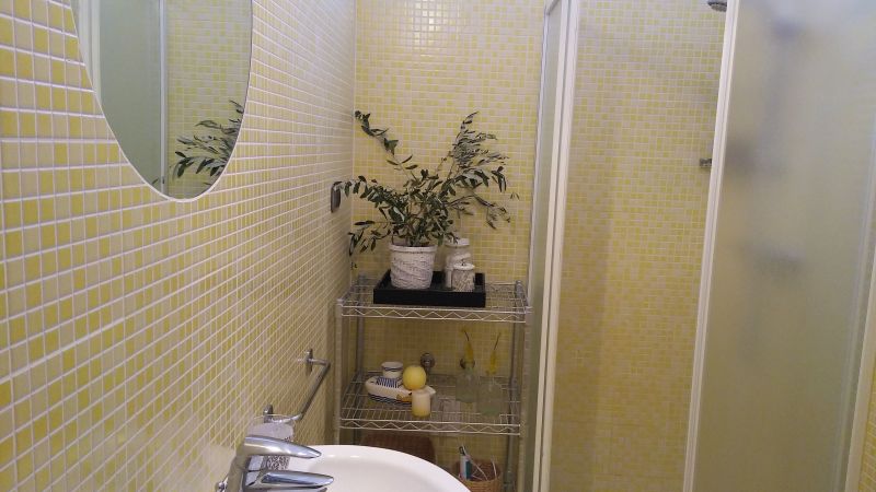 photo 19 Owner direct vacation rental Imperia appartement Liguria Imperia Province bathroom 2