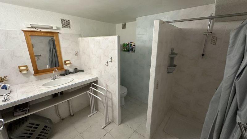 photo 12 Owner direct vacation rental Porto Vecchio appartement Corsica  Washing facilities