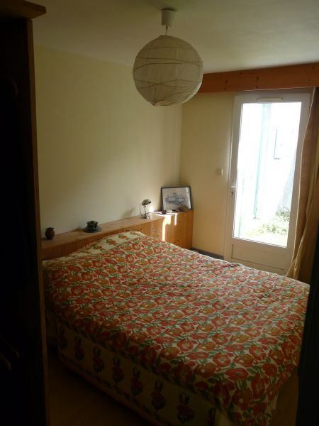 photo 9 Owner direct vacation rental Sainte Marie de R maison Poitou-Charentes Charente-Maritime bedroom 1