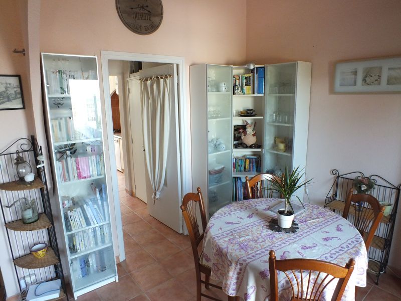 photo 9 Owner direct vacation rental Le Grau du Roi appartement Languedoc-Roussillon Gard Dining room