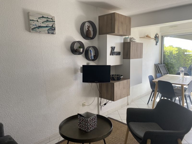 photo 18 Owner direct vacation rental Sete appartement Languedoc-Roussillon Hrault Living room