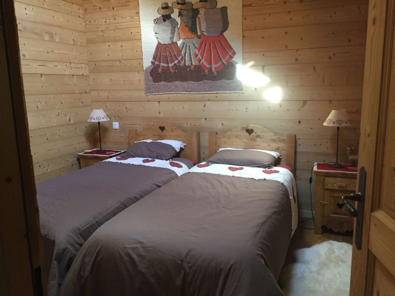photo 5 Owner direct vacation rental Praz de Lys Sommand appartement Rhone-Alps Haute-Savoie bedroom 2