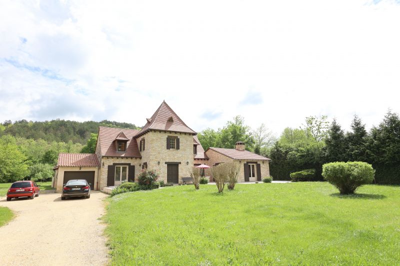 photo 2 Owner direct vacation rental Sarlat villa Aquitaine Dordogne Outside view