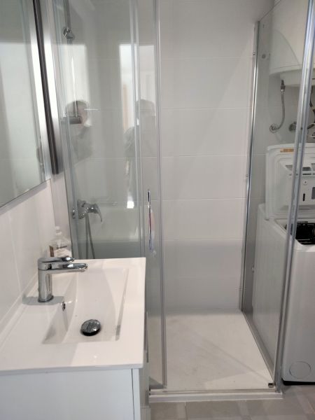 photo 15 Owner direct vacation rental Pescola appartement Valencian Community Castelln (province of) Washing facilities