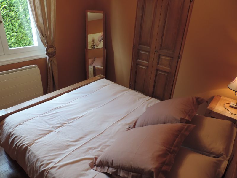photo 14 Owner direct vacation rental Samons gite Rhone-Alps Haute-Savoie bedroom 2