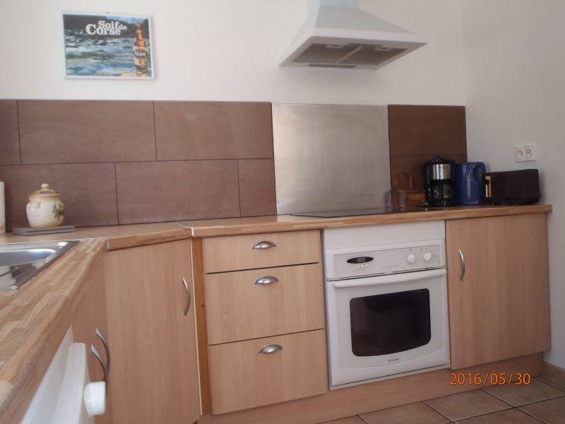 photo 4 Owner direct vacation rental Solenzara appartement Corsica Corse du Sud Kitchenette