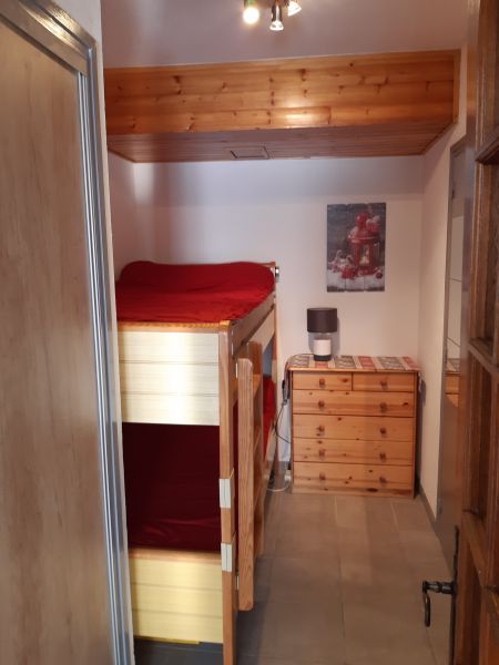 photo 5 Owner direct vacation rental Les 2 Alpes studio Rhone-Alps Isre Extra sleeping accommodation