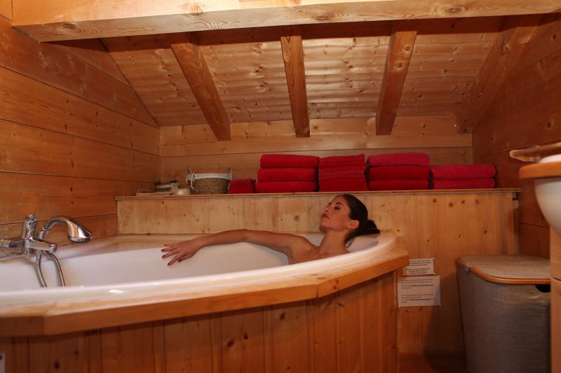 photo 3 Owner direct vacation rental Les Houches chalet Rhone-Alps Haute-Savoie bathroom