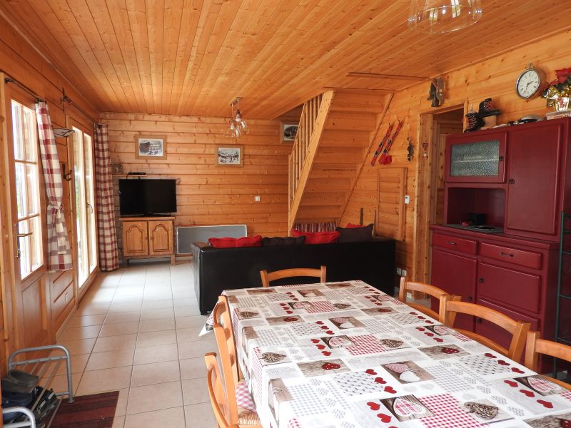 photo 1 Owner direct vacation rental La joue du Loup chalet Provence-Alpes-Cte d'Azur Hautes-Alpes Dining room