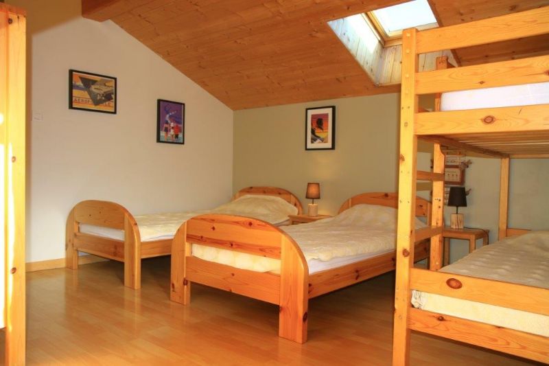 photo 18 Owner direct vacation rental Les Menuires chalet Rhone-Alps Savoie bedroom 4