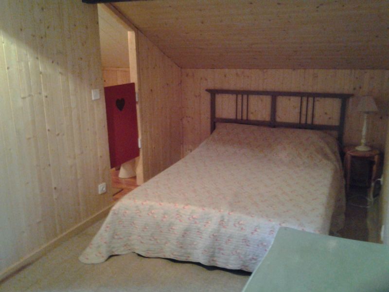 photo 7 Owner direct vacation rental Vars appartement Provence-Alpes-Cte d'Azur Hautes-Alpes bedroom 3