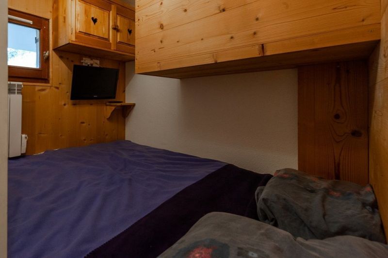photo 12 Owner direct vacation rental Les Menuires appartement Rhone-Alps Savoie bedroom