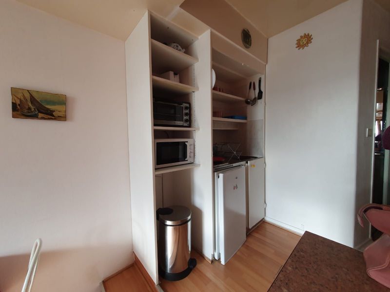 photo 7 Owner direct vacation rental Deauville studio Basse-Normandie Calvados Kitchenette