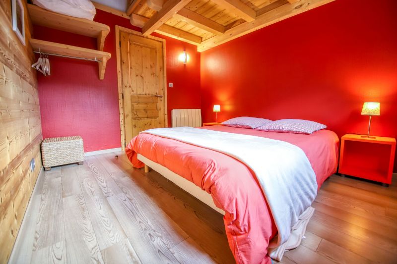 photo 8 Owner direct vacation rental Praz de Lys Sommand appartement Rhone-Alps Haute-Savoie bedroom 1
