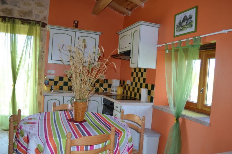 photo 7 Owner direct vacation rental Saint-Cirq-Lapopie gite Midi-Pyrnes Lot Open-plan kitchen