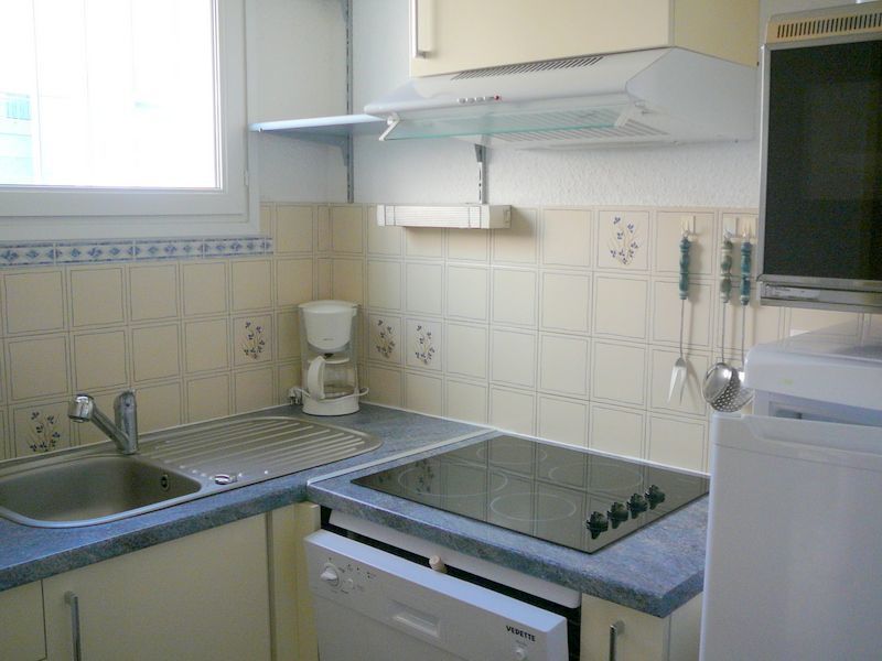 photo 8 Owner direct vacation rental Cap d'Agde studio Languedoc-Roussillon Hrault Sep. kitchen