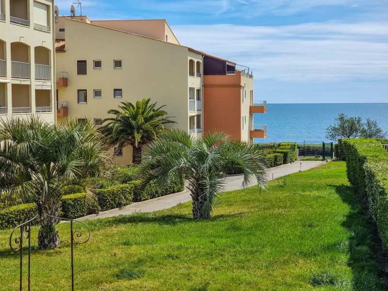 photo 9 Owner direct vacation rental Cap d'Agde appartement Languedoc-Roussillon Hrault Outside view