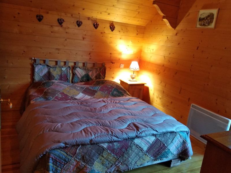 photo 9 Owner direct vacation rental Les Orres chalet Provence-Alpes-Cte d'Azur Hautes-Alpes bedroom 1