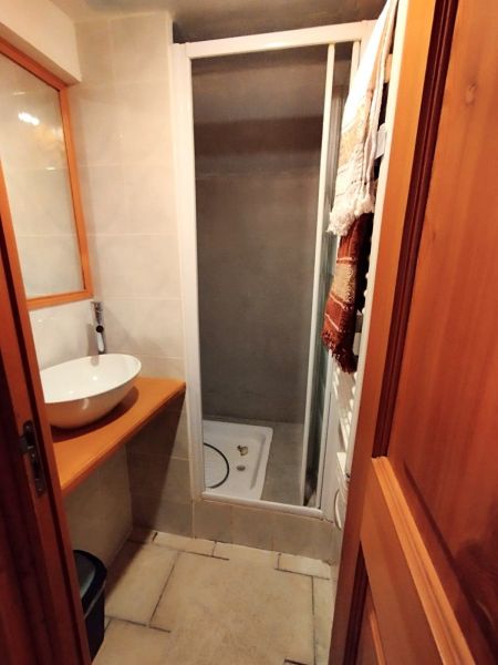 photo 19 Owner direct vacation rental Les Orres chalet Provence-Alpes-Cte d'Azur Hautes-Alpes Washing facilities