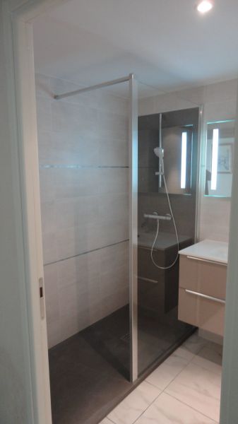 photo 3 Owner direct vacation rental Frjus appartement Provence-Alpes-Cte d'Azur Var bathroom