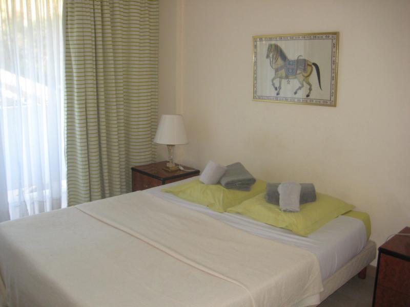 photo 10 Owner direct vacation rental Cannes appartement Provence-Alpes-Cte d'Azur Alpes-Maritimes bedroom 2