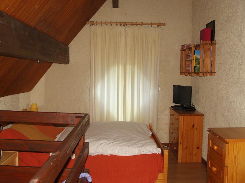 photo 6 Owner direct vacation rental Cauterets appartement Midi-Pyrnes Hautes-Pyrnes bedroom