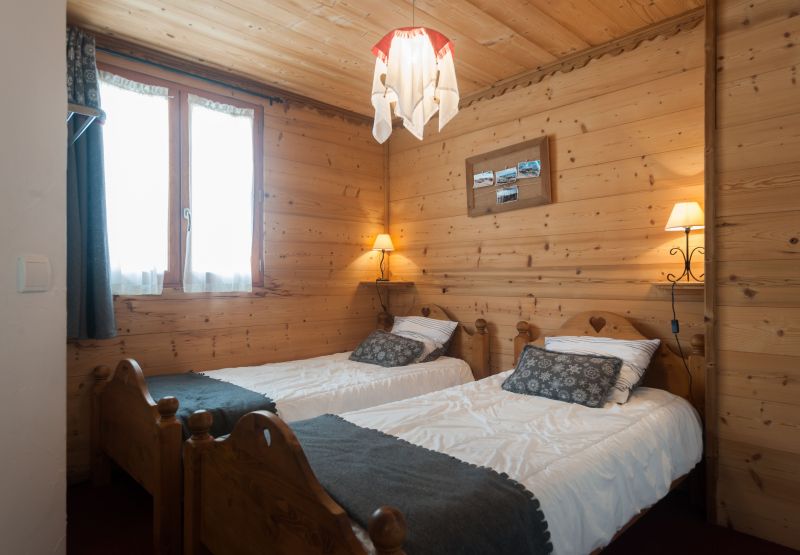 photo 10 Owner direct vacation rental Les Menuires appartement Rhone-Alps Savoie bedroom 2