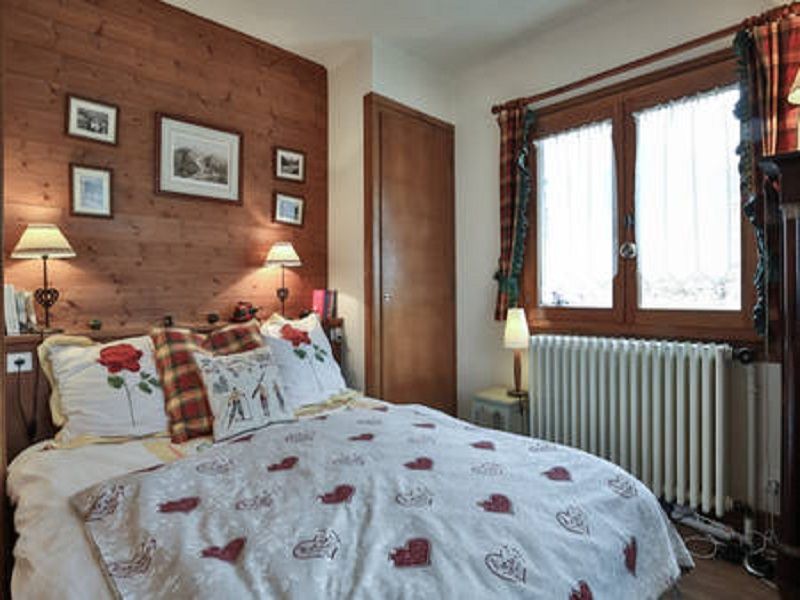 photo 3 Owner direct vacation rental Les Contamines Montjoie chalet Rhone-Alps Haute-Savoie bedroom 1