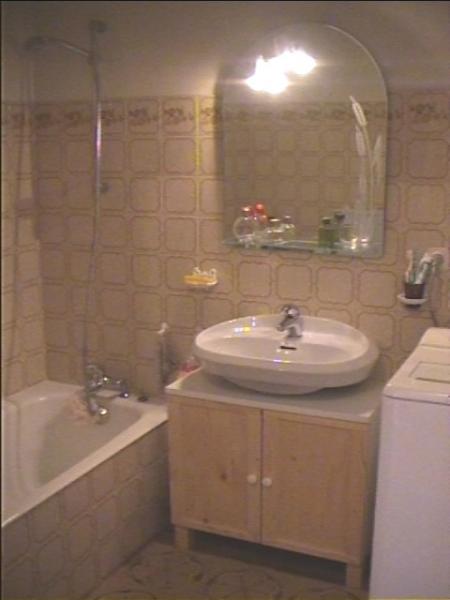 photo 7 Owner direct vacation rental Samons appartement Rhone-Alps Haute-Savoie bathroom