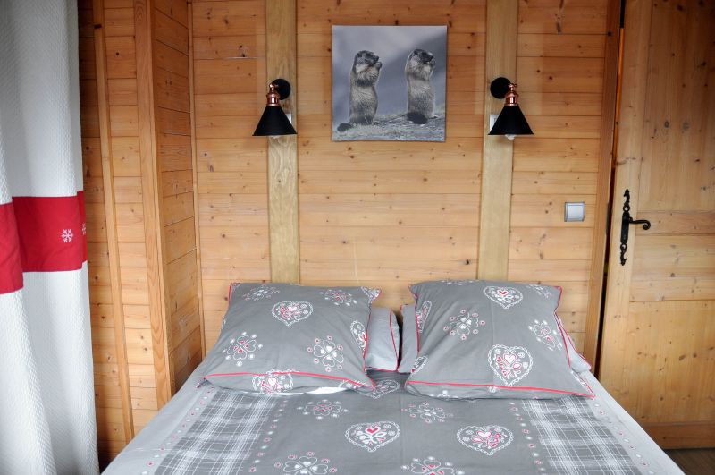 photo 1 Owner direct vacation rental Samons appartement Rhone-Alps Haute-Savoie bedroom 1