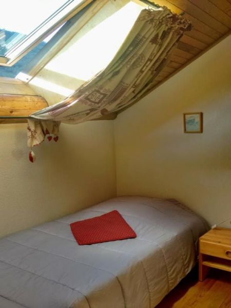 photo 10 Owner direct vacation rental Bourg saint Maurice appartement Rhone-Alps Savoie bedroom 1