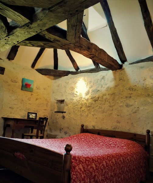 photo 21 Owner direct vacation rental Monpazier gite Aquitaine Dordogne bedroom 1