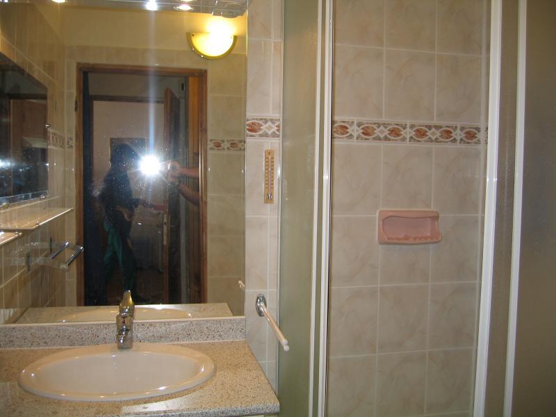 photo 5 Owner direct vacation rental Orcires Merlette appartement Provence-Alpes-Cte d'Azur Hautes-Alpes bathroom