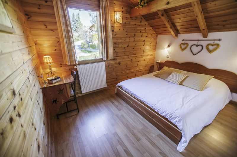 photo 21 Owner direct vacation rental Serre Chevalier chalet Provence-Alpes-Cte d'Azur Hautes-Alpes bedroom 6
