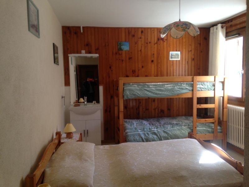 photo 6 Owner direct vacation rental Serre Chevalier appartement Provence-Alpes-Cte d'Azur Hautes-Alpes bedroom 2