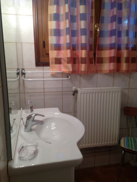 photo 7 Owner direct vacation rental Serre Chevalier appartement Provence-Alpes-Cte d'Azur Hautes-Alpes Washing facilities