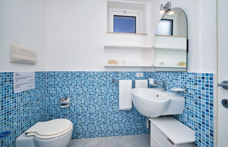 photo 6 Owner direct vacation rental Marina di Ragusa appartement Sicily Ragusa Province bathroom
