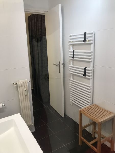 photo 11 Owner direct vacation rental Le Touquet studio Nord-Pas de Calais Pas de Calais bathroom