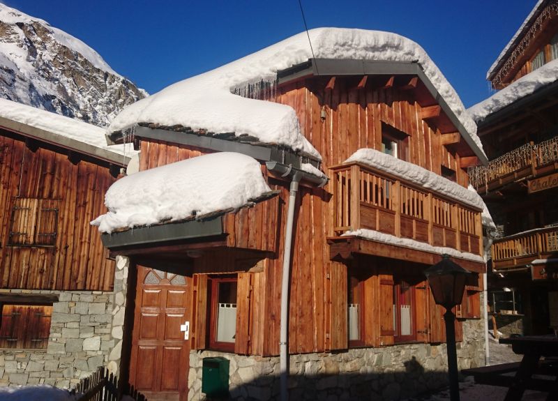 photo 0 Owner direct vacation rental Tignes chalet Rhone-Alps Savoie Outside view