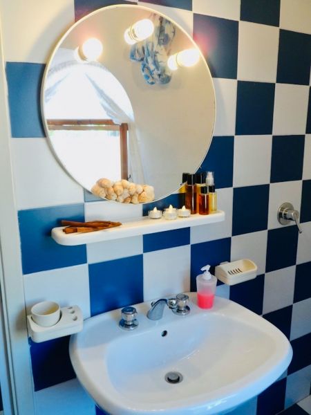 photo 8 Owner direct vacation rental Sciacca bungalow Sicily Agrigento Province bathroom