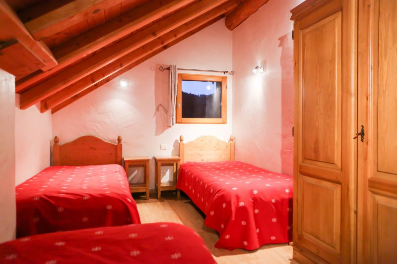 photo 13 Owner direct vacation rental Valloire appartement Rhone-Alps Savoie bedroom 3