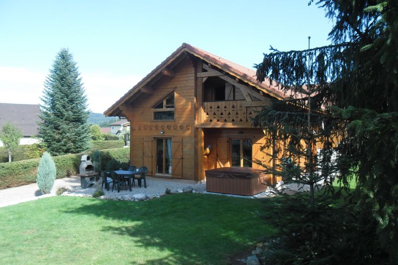 photo 16 Owner direct vacation rental Grardmer chalet Lorraine Vosges Outside view