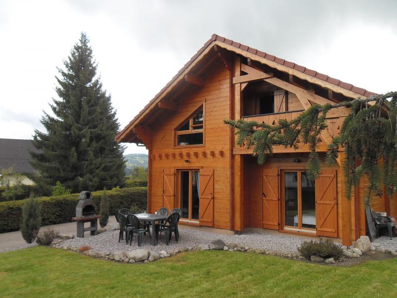 photo 1 Owner direct vacation rental Grardmer chalet Lorraine Vosges Outside view
