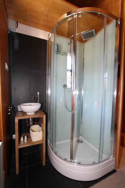 photo 12 Owner direct vacation rental Vars chalet Provence-Alpes-Cte d'Azur Hautes-Alpes Washing facilities 2