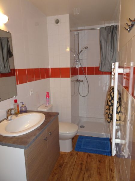 photo 9 Owner direct vacation rental Valfrjus appartement Rhone-Alps Savoie Washing facilities