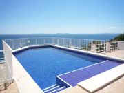 swimming pool holiday rentals: appartement no. 38874