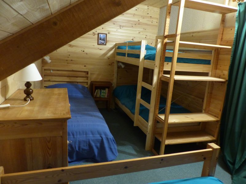 photo 6 Owner direct vacation rental Barges appartement Midi-Pyrnes Hautes-Pyrnes bedroom